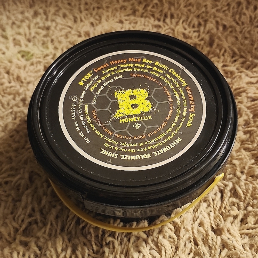 New Tweakd by Nature  HoneyLux Super-Size Cleansing Volumizing Scrub